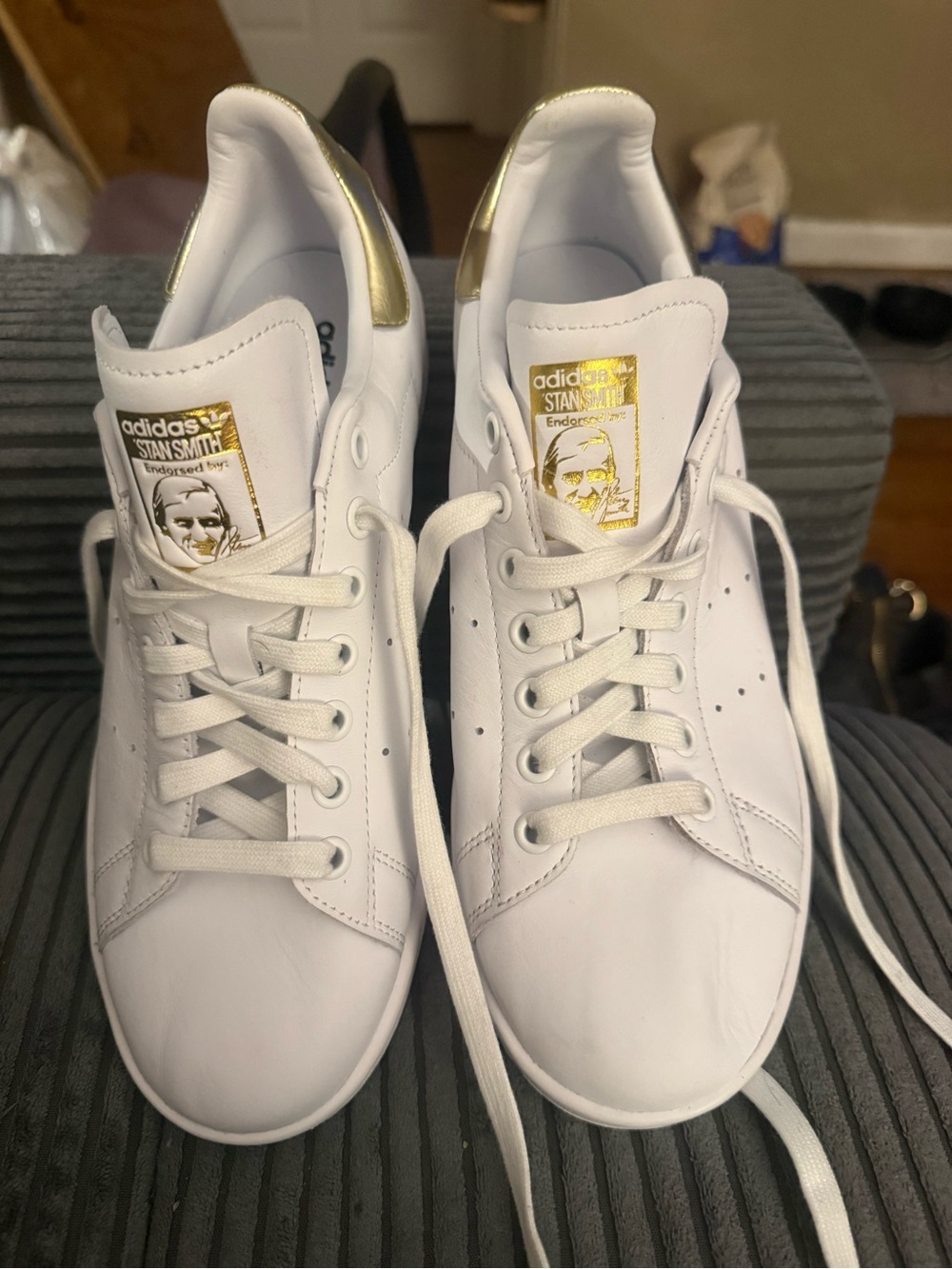 Adidas Stan Smith Women’s size 9 EUC